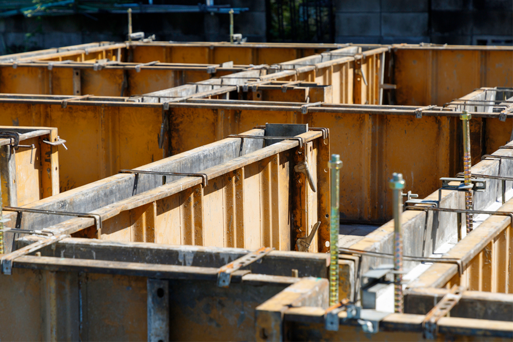型枠工事は鉄筋コンクリート製の建物を建てる際に使われる工事
